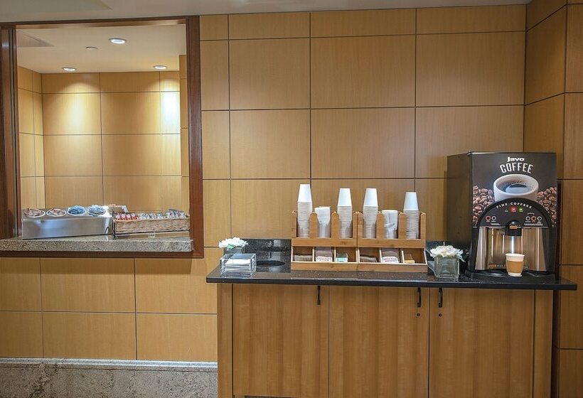 酒店 The Belvedere