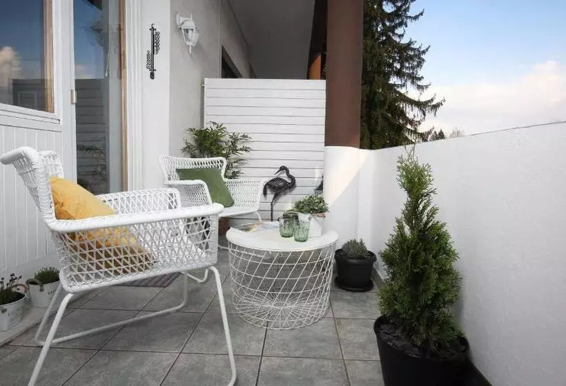 בית מלון כפרי Bled Rose