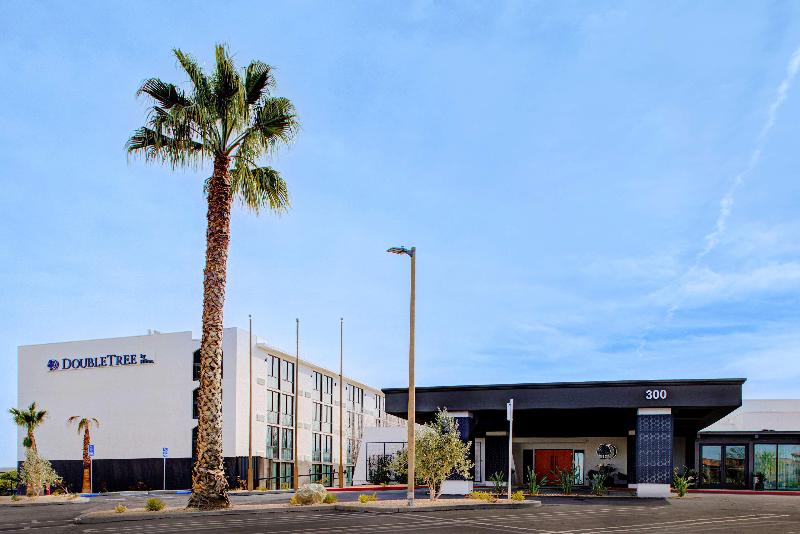 هتل Doubletree By Hilton Palmdale, Ca