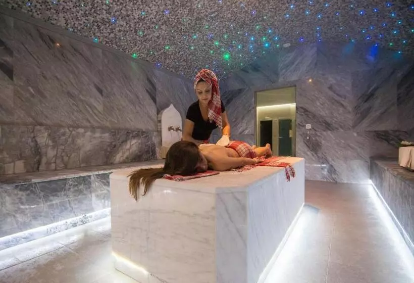 Grand Hotel Neum Wellness & Spa