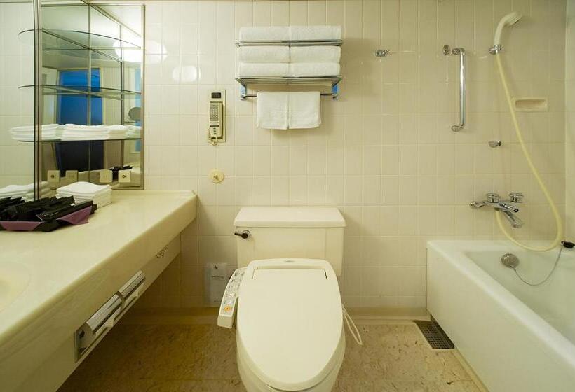 בית מלון כפרי New Otani Tokyo The Main