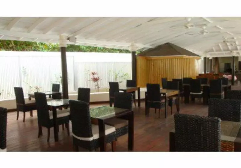 هتل Starfish Discovery Bay