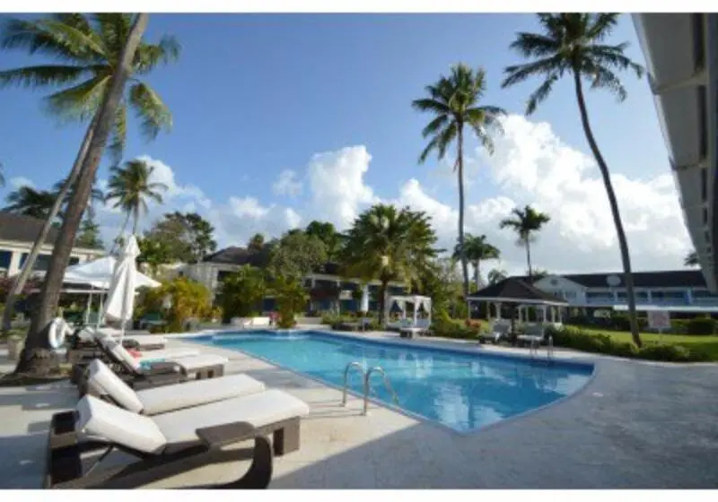 هتل Starfish Discovery Bay