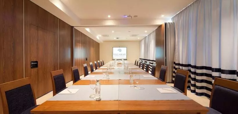 Valamar Riviera Hotel & Residence