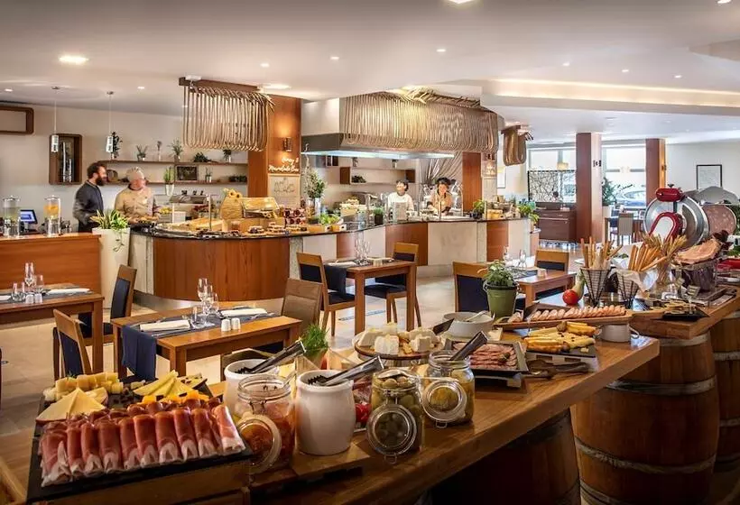 Valamar Riviera Hotel & Residence