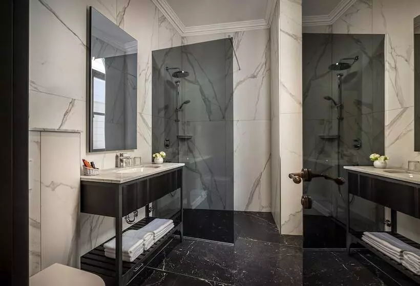 Valamar Riviera Hotel & Residence