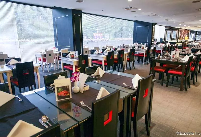 Concorde Hotel Singapore