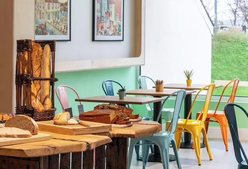 Greet Hotel Chatellerault