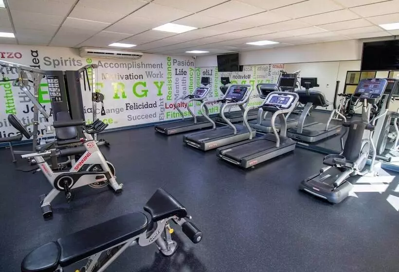 בית מלון כפרי Araiza Mexicali