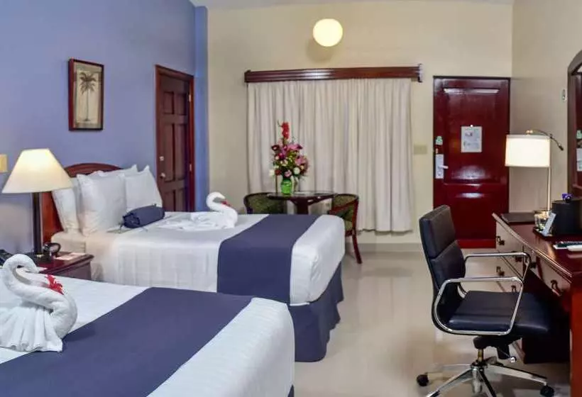 호텔 Best Western Plus Belize Biltmore Plaza