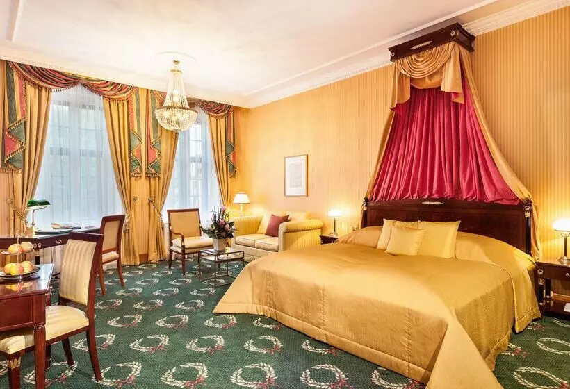 Best Western Premier Grand Hotel Russischer Hof