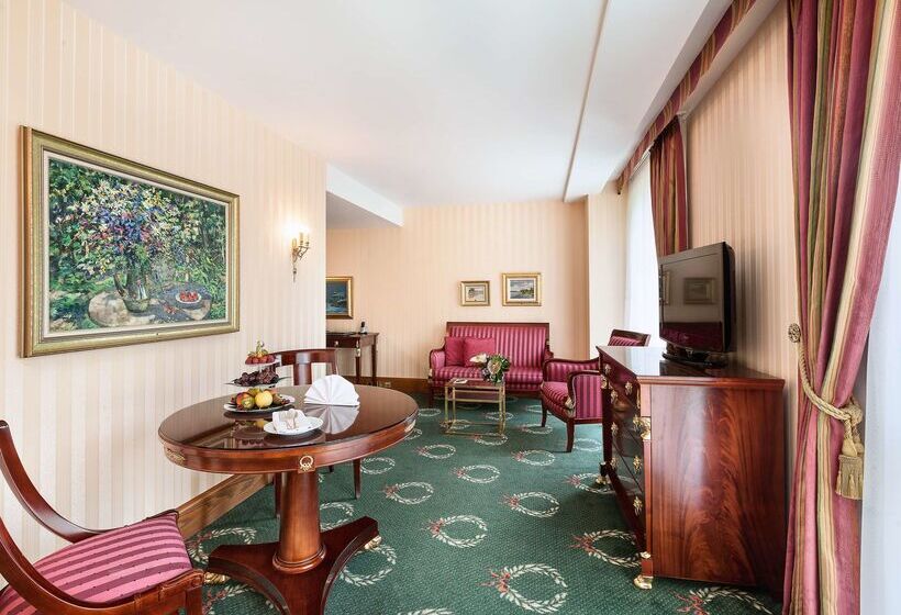 Best Western Premier Grand Hotel Russischer Hof