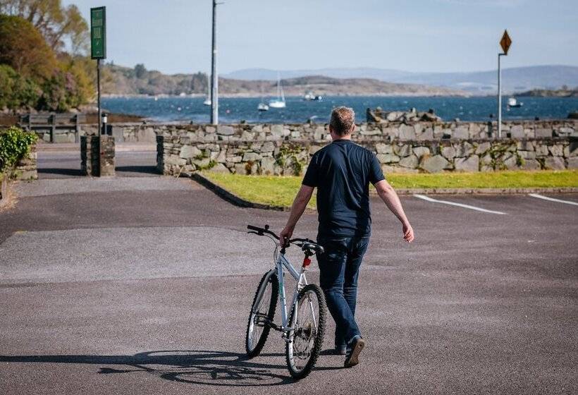 Eccles Hotel And Spa