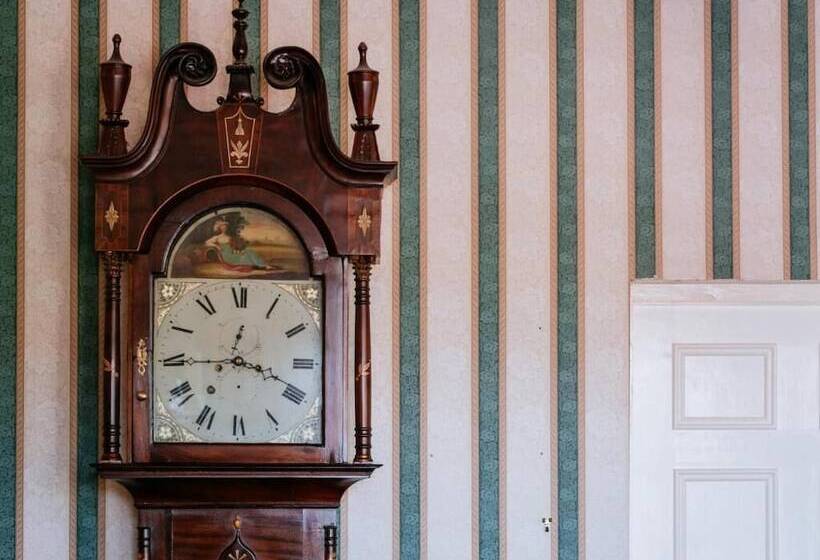 Eccles Hotel And Spa