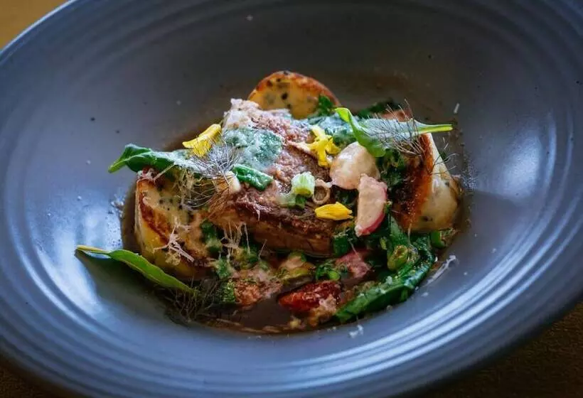 Eccles Hotel And Spa