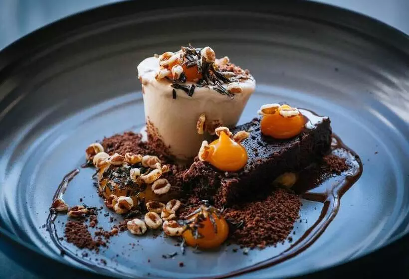 Eccles Hotel And Spa