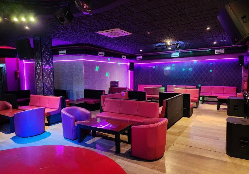 Hotel El Oumnia Puerto & Spa