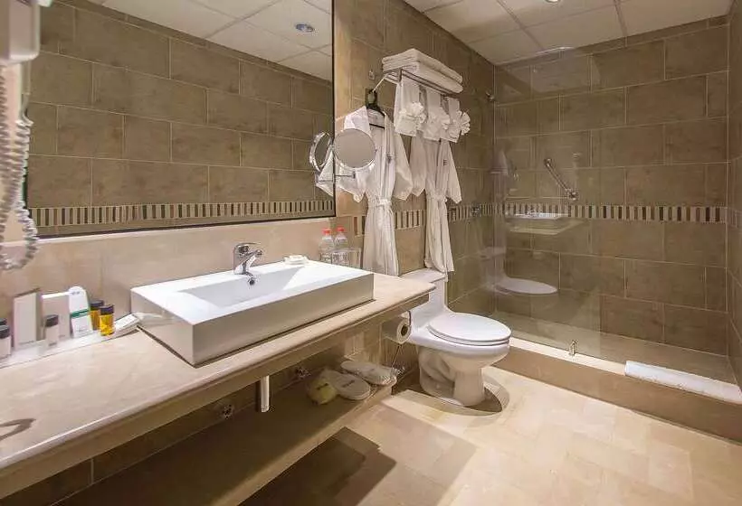 Grand Hotel Guayaquil, Ascend Hotel Collection