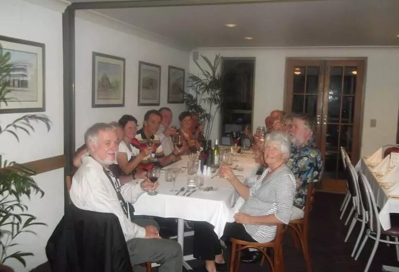 Отель Great Eastern Motor Inn Gympie