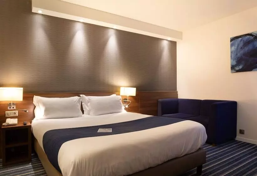 هتل Holiday Inn Express Amiens, An Ihg
