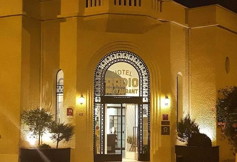 ホテル Hôtel Radio   Teritoria