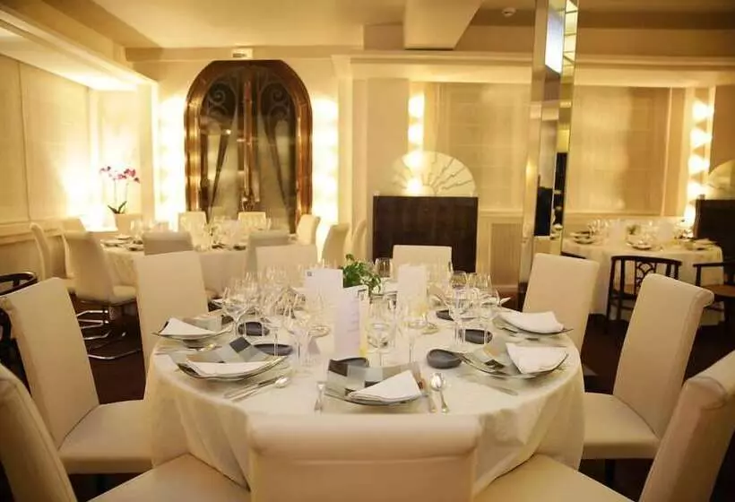 ホテル Hôtel Radio   Teritoria