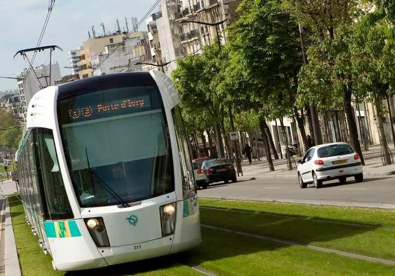 ホテル Ibis Maine Montparnasse