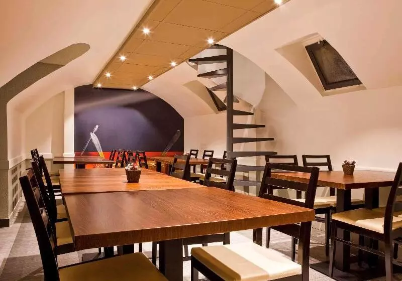 ホテル Ibis Maine Montparnasse