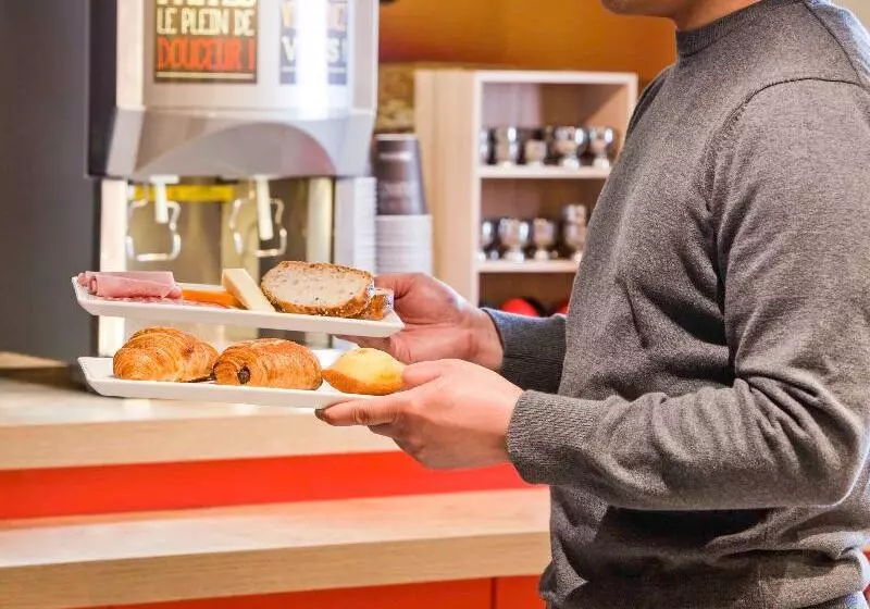 ホテル Ibis Maine Montparnasse