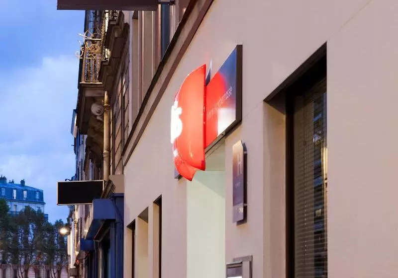 ホテル Ibis Maine Montparnasse