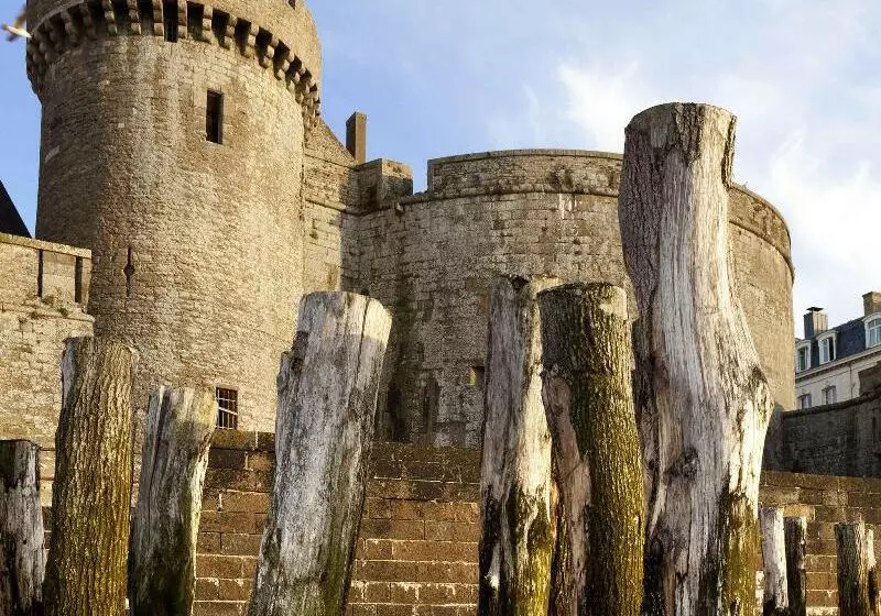 هتل Ibis Saint Malo Plage