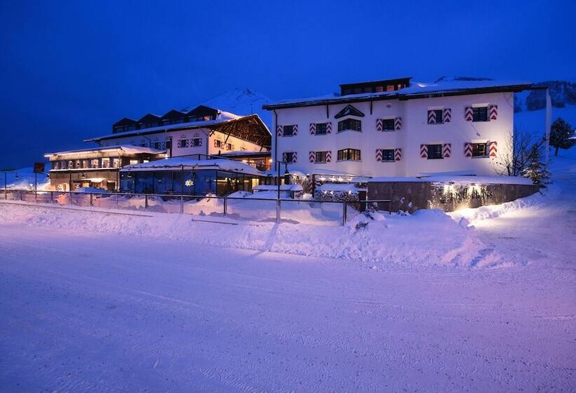 هتل Jagdschloss Resort