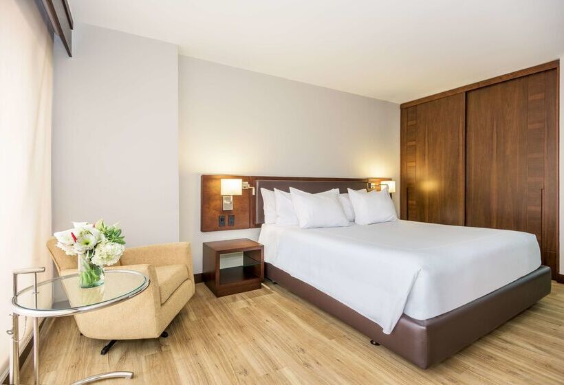 هتل NH Collection Bogota Wtc Royal