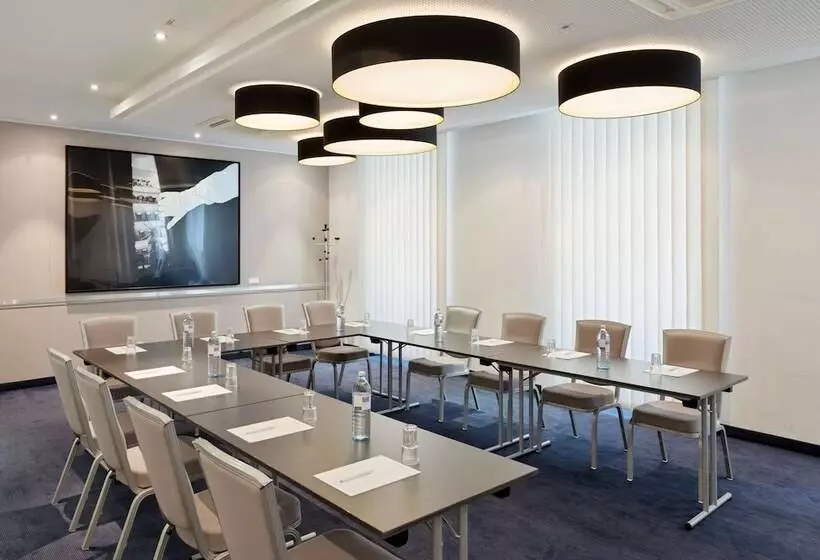 호텔 Rathauspark Wien, A Member Of Radisson Individuals