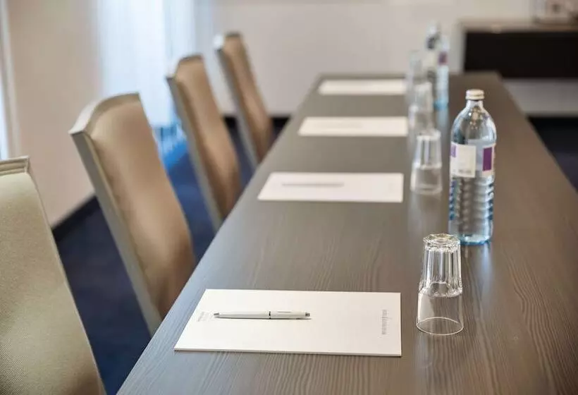 호텔 Rathauspark Wien, A Member Of Radisson Individuals