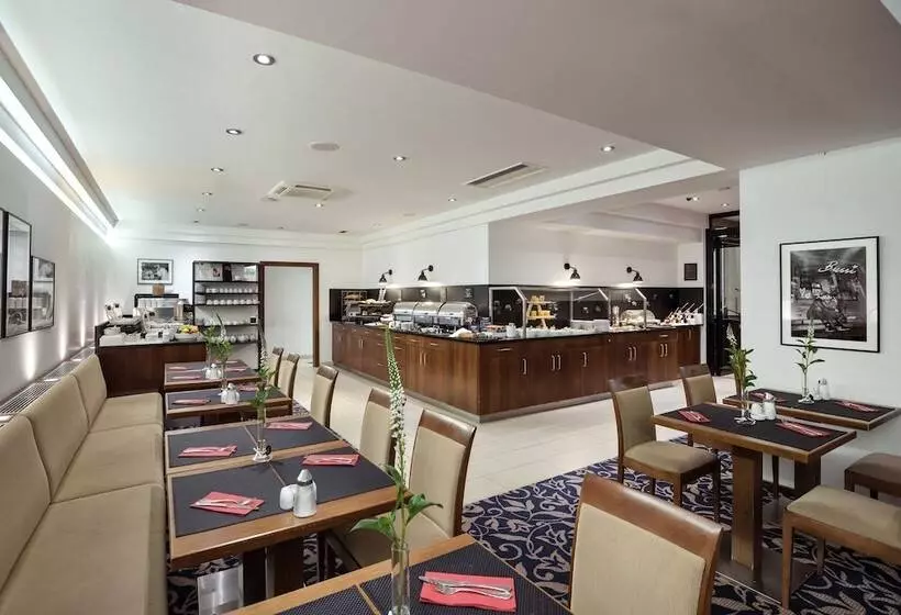 호텔 Rathauspark Wien, A Member Of Radisson Individuals