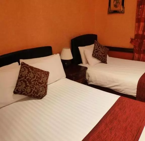 酒店 Russell Court