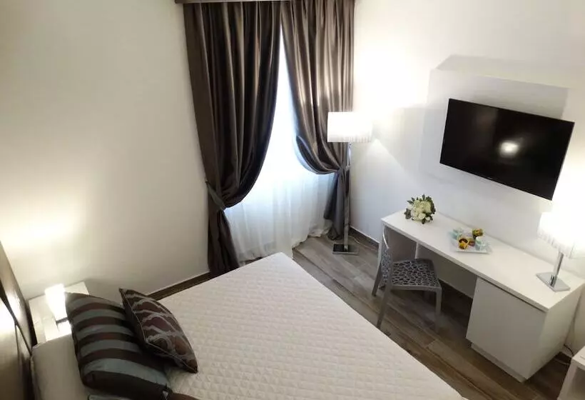 ホテル Toscana Ambassador