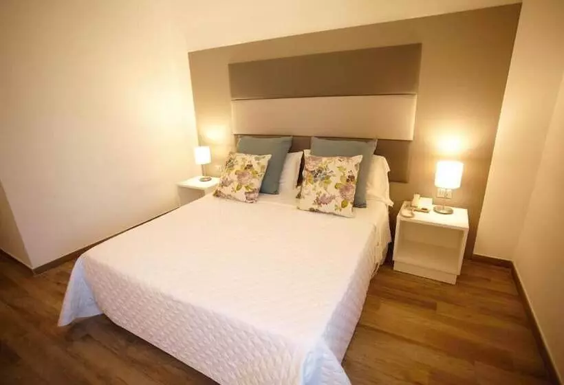 ホテル Toscana Ambassador