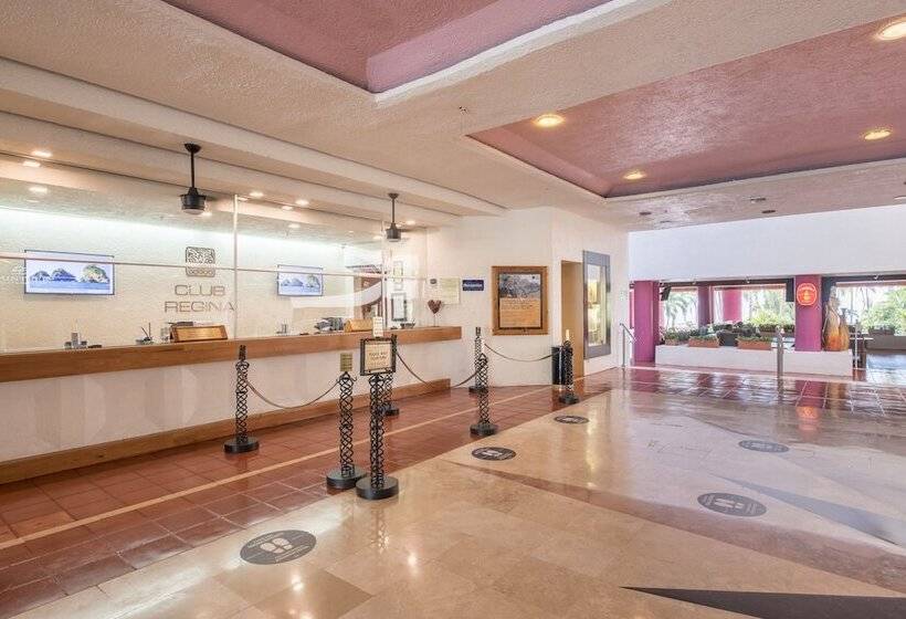 منتجع Club Regina Puerto Vallarta