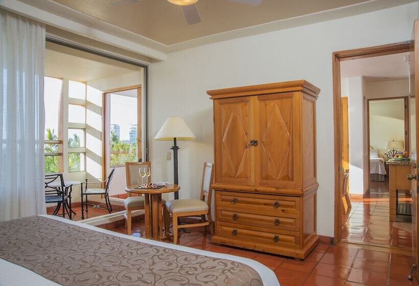 منتجع Club Regina Puerto Vallarta