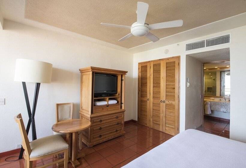 منتجع Club Regina Puerto Vallarta