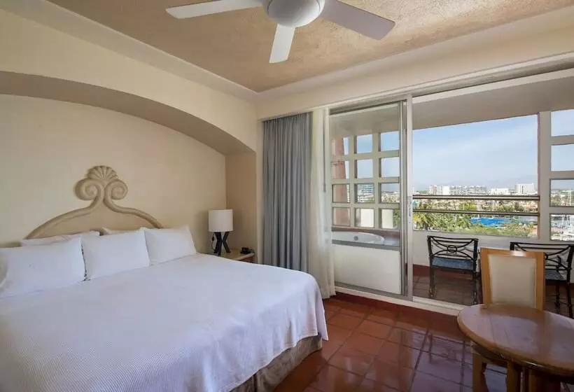 リゾートホテル Club Regina Puerto Vallarta