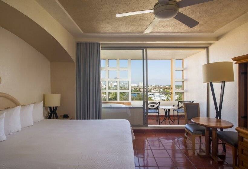 منتجع Club Regina Puerto Vallarta