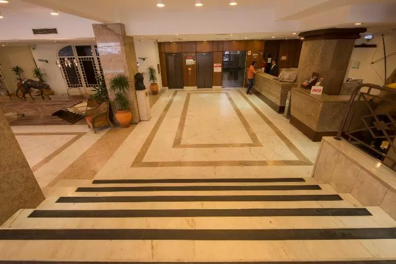 هتل Holiday Inn Express And Suites Lisbon Principe Real By Ihg