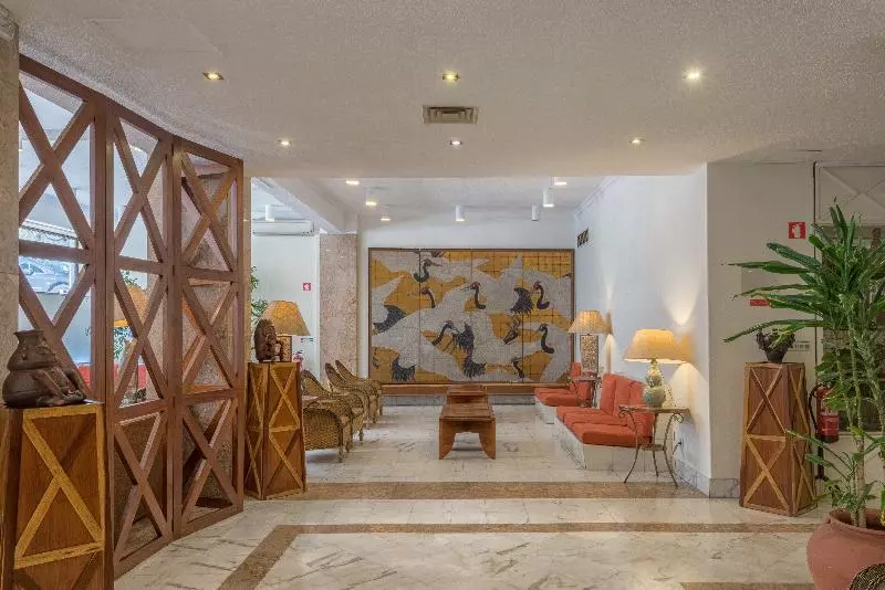 هتل Holiday Inn Express And Suites Lisbon Principe Real By Ihg