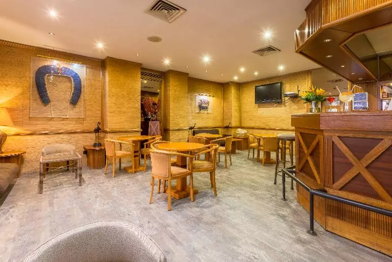 هتل Holiday Inn Express And Suites Lisbon Principe Real By Ihg