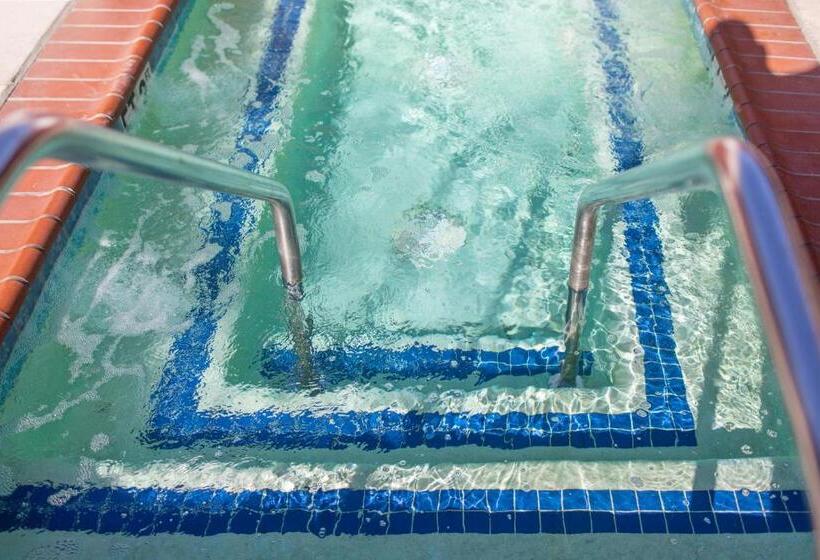 酒店 Avania Inn Of Santa Barbara