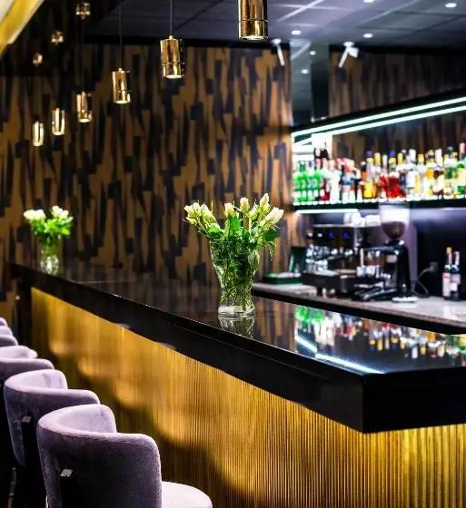 호텔 Gromada Arka Lux