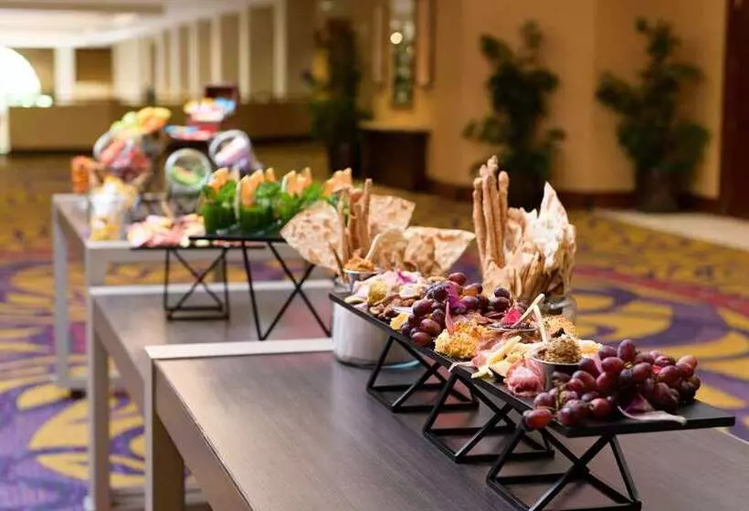 호텔 Hilton Charlotte Uptown